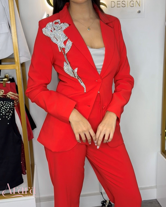 Conjunto Rojo Blazer con Pedrería y Pantalón