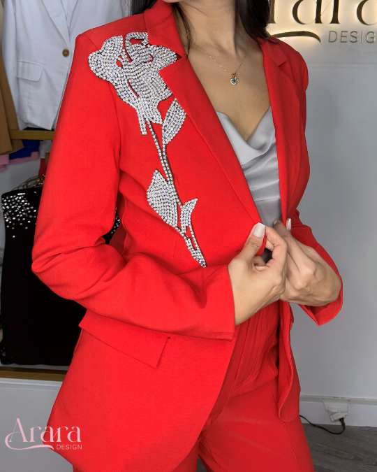 Conjunto Rojo Blazer con Pedrería y Pantalón